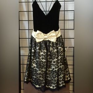 👗SALE “Jessica McClintock” Cocktail Dress